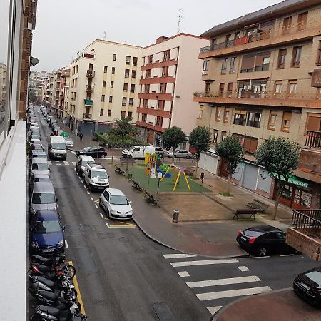 Apartamento Costa Vasca Las Arenas Getxo Exteriér fotografie