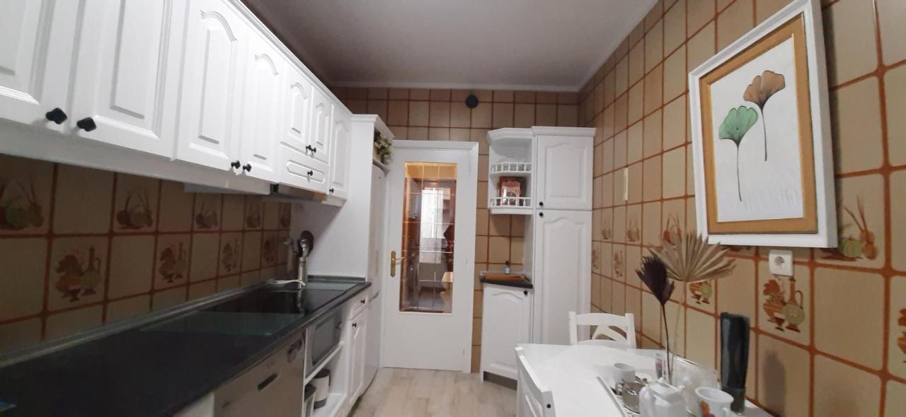 Apartamento Costa Vasca Las Arenas Getxo Exteriér fotografie
