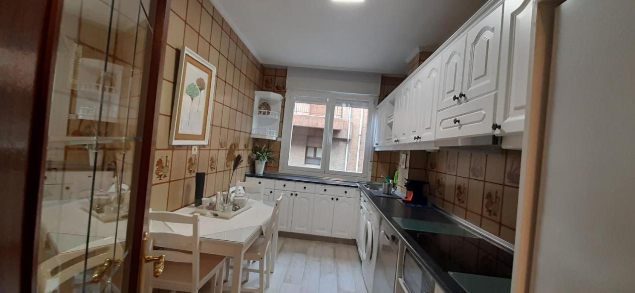 Apartamento Costa Vasca Las Arenas Getxo Exteriér fotografie