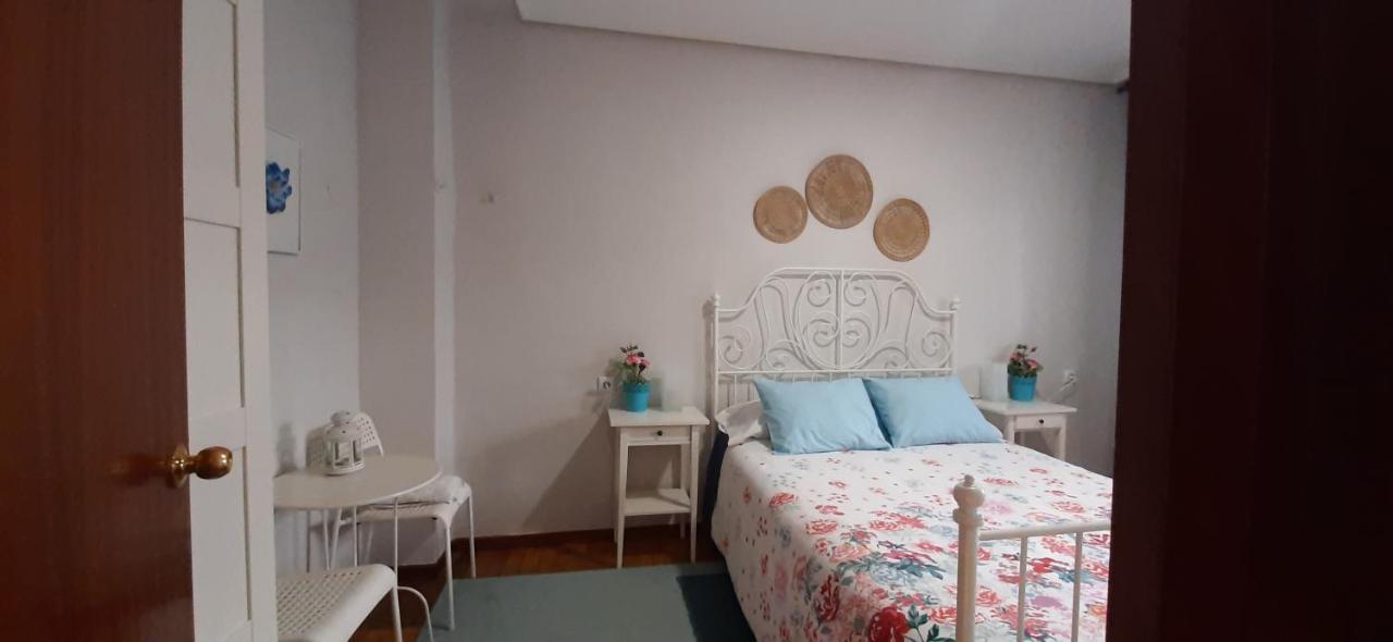 Apartamento Costa Vasca Las Arenas Getxo Exteriér fotografie