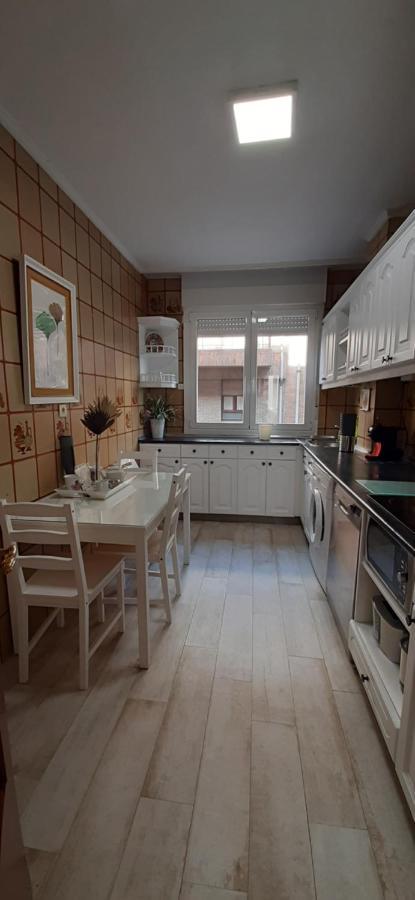 Apartamento Costa Vasca Las Arenas Getxo Exteriér fotografie