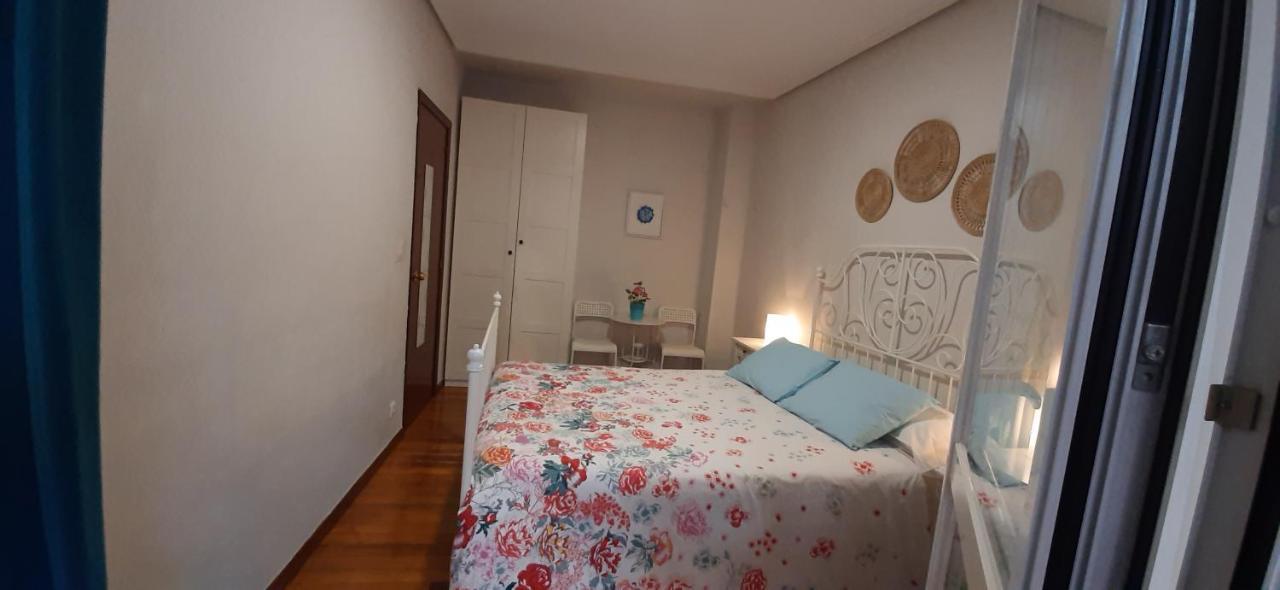Apartamento Costa Vasca Las Arenas Getxo Exteriér fotografie