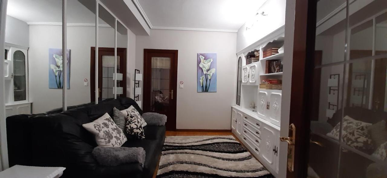 Apartamento Costa Vasca Las Arenas Getxo Exteriér fotografie