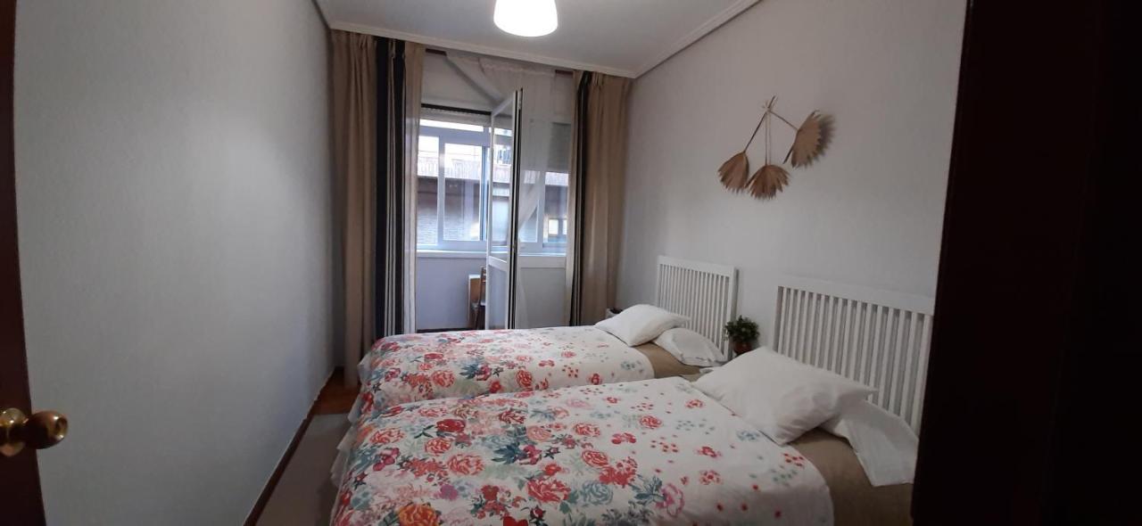 Apartamento Costa Vasca Las Arenas Getxo Exteriér fotografie