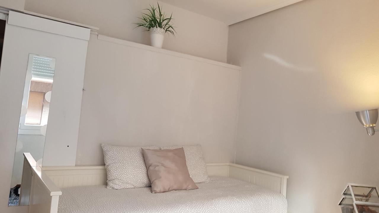 Apartamento Costa Vasca Las Arenas Getxo Exteriér fotografie